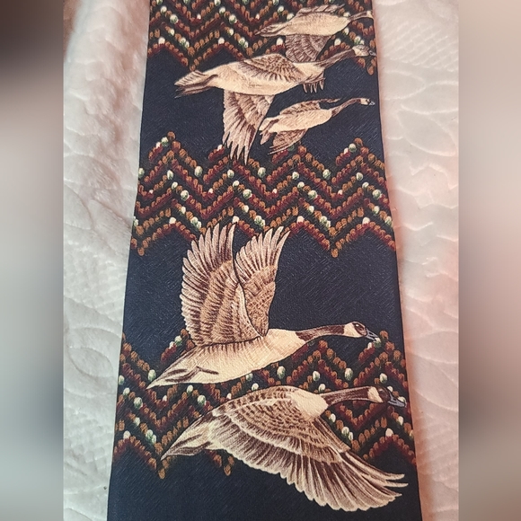Vintage Mens Wembley Goose Tie - Picture 3 of 7